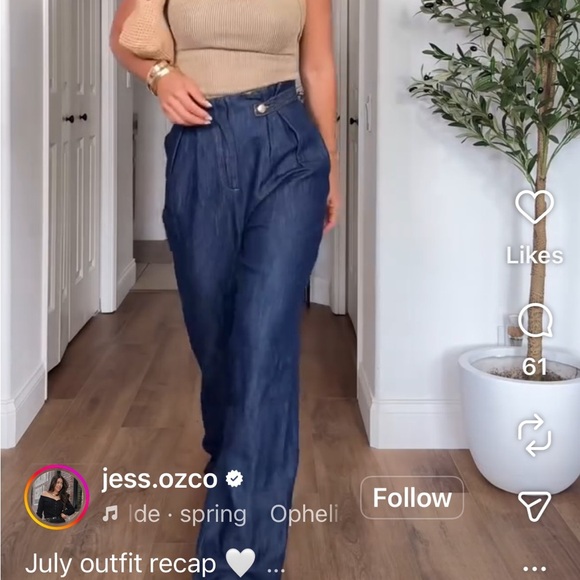 New year sale Zara WIDE LEG DENIM EFFECT LINE BLEND PANTS Size M
🚨FIRM PRICE - Picture 12 of 14